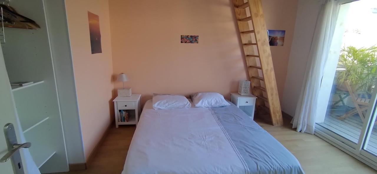 בורדו Belle Chambre Sur Terrasse A 3 Min De La Gare מראה חיצוני תמונה