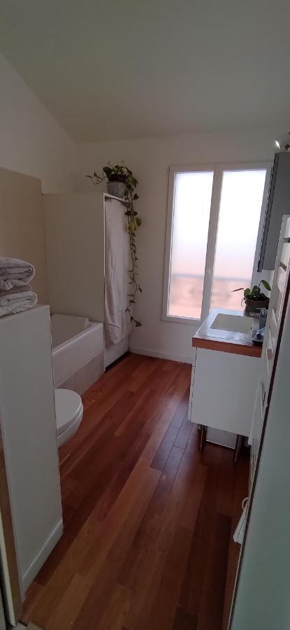 בורדו Belle Chambre Sur Terrasse A 3 Min De La Gare מראה חיצוני תמונה